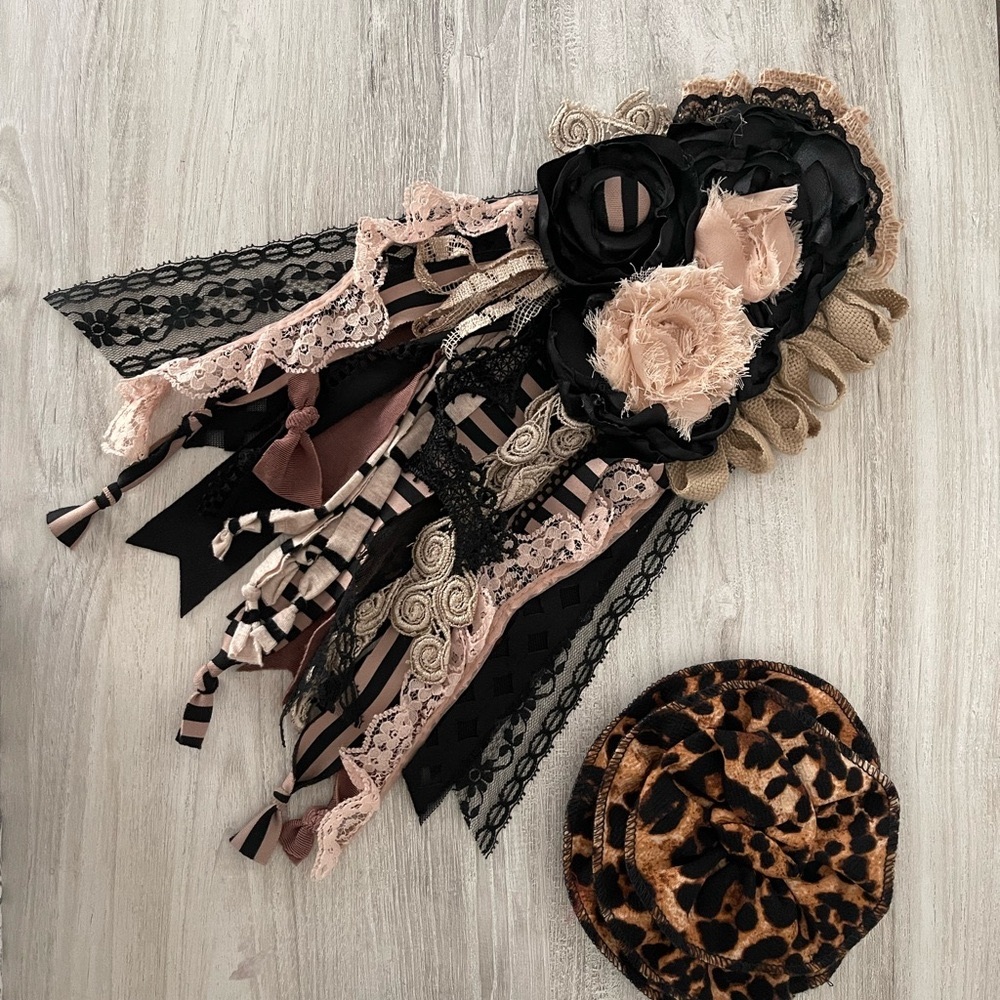 Flower Pin